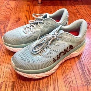HOKA Womens Bondi 7 Size 9